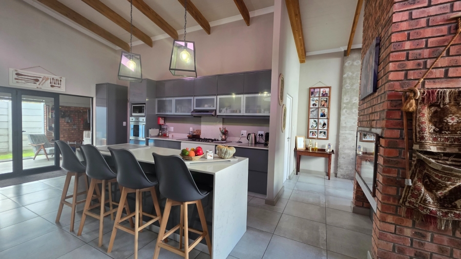3 Bedroom Property for Sale in Hopefield Western Cape